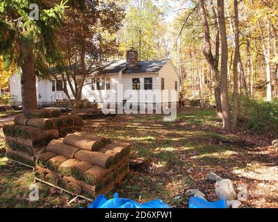 La maison étant rénovée pour la préparer à la revente. La dernière folie semble être de retourner les maisons plus anciennes nécessiteuses .Location, Morris County New Jersey. Banque D'Images