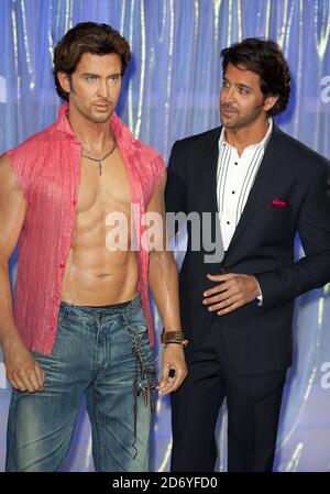 L'acteur de Bollywood, Hrithik Roshan, dévoile sa nouvelle cire à Madame Tussauds à Londres. Banque D'Images
