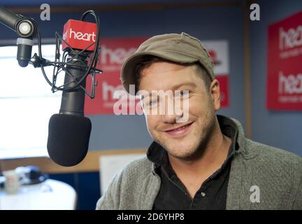 Matt Cardle photographié au cours de l'année 2011 a un charme, l'association caritative de Heart FM qui collecte des fonds pour les Children's Hospices UK, dans les studios Heart FM du centre de Londres. Banque D'Images