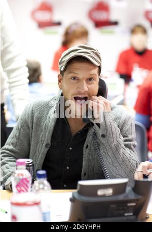 Matt Cardle photographié au cours de l'année 2011 a un charme, l'association caritative de Heart FM qui collecte des fonds pour les Children's Hospices UK, dans les studios Heart FM du centre de Londres. Banque D'Images