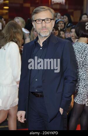 Christoph Waltz arrive pour la première de l'eau pour les éléphants À Westfield dans l'ouest de Londres Banque D'Images