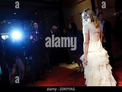 Elizabeth Olsen assiste à la première de Martha Marcy May Marlene, au cinéma vue de Leicester Square, dans le cadre du BFI London film Festival. Banque D'Images