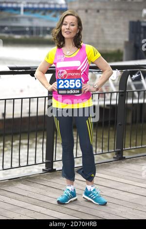 Amanda Mealing photographiée lors d'une photo pour le marathon de Londres, au Tower Hotel dans le centre de Londres. Banque D'Images