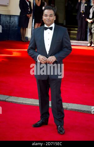 Krishnan Guru-Murthy arrive aux Arqiva British Academy Television Awards 2014 au Theatre Royal, Drury Lane, Londres. Banque D'Images