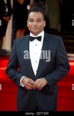 Krishnan Guru-Murthy arrive aux Arqiva British Academy Television Awards 2014 au Theatre Royal, Drury Lane, Londres. Banque D'Images