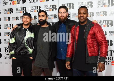 Rudimental assistant aux nominations aux Brit Awards 2016, dans les studios ITV du sud de Londres. Banque D'Images