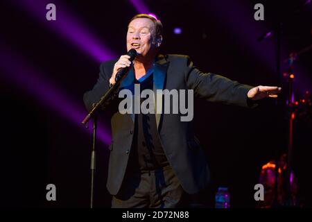 Ali Campbell, de l'UB40, se présentant lors de la série de concerts annuels Teenage cancer Trust, au Royal Albert Hall de Londres. Date de la photo: Lundi 19 mars 2018. Le crédit photo devrait se lire: Matt Crossick/ EMPICS Entertainment. Banque D'Images