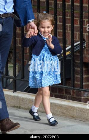 Le duc de Cambridge et la princesse Charlotte arrivent à l'aile Lindo à l'hôpital St Mary's de Paddington, Londres. Le crédit photo devrait se lire: Matt Crossick/EMPICS Entertainment Banque D'Images