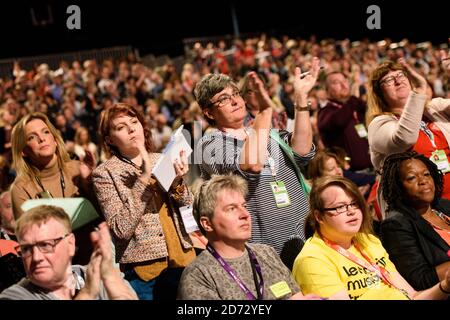 Le public pendant le débat sur le Brexit à la conférence annuelle du Parti travailliste à l'Arena and Convention Centre (ACC), à Liverpool. Date de la photo: Mardi 25 septembre 2018. Le crédit photo devrait se lire: Matt Crossick/ EMPICS Entertainment. Banque D'Images