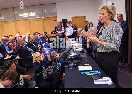 Anna Soubry MP parle lors d'un événement marginal organisé par les conservateurs pour un vote du peuple, lors de la conférence annuelle du Parti conservateur, à l'hôtel Novotel de Birmingham. Date de la photo : lundi 1er octobre 2018. Le crédit photo devrait se lire: Matt Crossick/ EMPICS. Banque D'Images