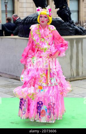 Grayson Perry arrive pour la Royal Academy of Arts Summer Exhibition Preview Party 2019 qui s'est tenue à Burlington House, Londres. Date de la photo: Mardi 4 juin 2019. Le crédit photo devrait se lire: Matt Crossick/Empics Banque D'Images