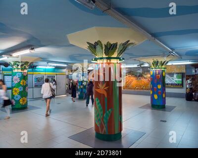 Plaza Italia, station de métro dans le quartier de Palerme. Buenos Aires, la capitale de l'Argentine. Amérique du Sud, Argentine, novembre Banque D'Images