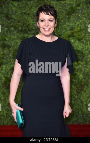 Olivia Colman assiste à la troisième première de la Couronne de Netflix, qui s'est tenue au Curzon Mayfair à Londres. Le crédit d'image devrait se lire: Matt Crossick/EMPICS Banque D'Images