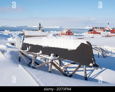 Umiak traditionnel. Musée Knud Rasmussen. Ville d'Ilulissat sur les rives de la baie de Disko dans l'ouest du Groenland, centre touristique, administratif et econome Banque D'Images