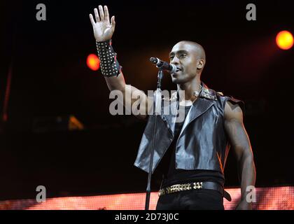 Blue se déroulant au Capital FM Summertime ball, tenu au stade Emirates dans le nord de Londres. Banque D'Images