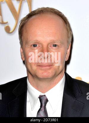 Jason Watkins arrive à la première du nouveau film Nativité, au Barbican Center de Londres. Banque D'Images