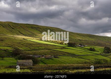 Colline de la montagne vue de Sleddale près de Hawes ion Yorkshire Banque D'Images