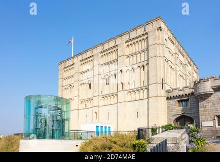 Donjon du château de Norwich abritant le musée et la galerie d'art du château de Norwich Castle Meadow Norwich Norfolk East Anglia Angleterre GB Europe Banque D'Images