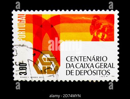MOSCOU, RUSSIE - 24 NOVEMBRE 2017: Un timbre imprimé au Portugal montre Banque nationale de fonds d'affectation spéciale, série Banque nationale de fonds d'affectation spéciale, vers 1976 Banque D'Images