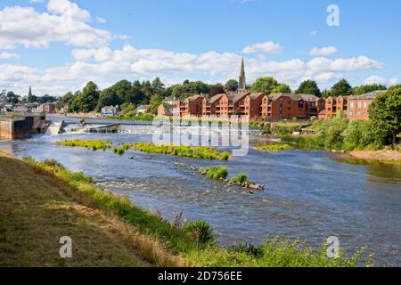 Weir on the River exe, Exeter, Devon, Angleterre, Royaume-Uni. Banque D'Images