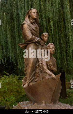 Statue du mémorial de la mère Cabrini à Battery Park City Manhattan, New York Banque D'Images