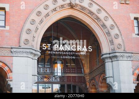 Londres, Royaume-Uni - Mai 15 2018: St. Pancras Renaissance Hotel by Marriot Hotel Group Banque D'Images