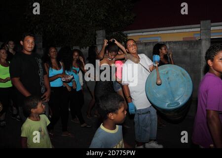 Carnaval aux Saintes Guadeloupe la nuit Banque D'Images