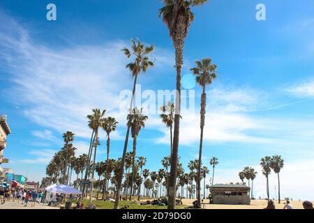 Piste cyclable le long de la plage de Venice Beach, Los Angeles, Californie. Banque D'Images