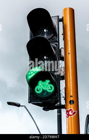 feu de circulation à vélo, sur l'une des pistes cyclables de la ville, Bogotá Colombie, 20 octobre 2020 Banque D'Images