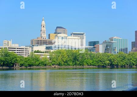 Ville moderne de Hartford en travers de Connecticut River, Hartford, Connecticut, États-Unis. Banque D'Images