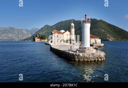 Notre Dame des rochers, Gospa od Skrpjela, île et église près de Perast, Monténégro, Boka Kotorska Banque D'Images