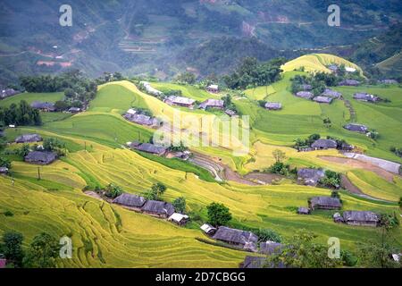 Village de Phung, district de Hoang su Phi, province de Ha Giang, Vietnam - 11 septembre 2020 : admirez le magnifique paysage du village de Phung, Hoang su Phi dist Banque D'Images