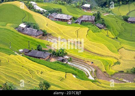 Village de Phung, district de Hoang su Phi, province de Ha Giang, Vietnam - 11 septembre 2020 : admirez le magnifique paysage du village de Phung, Hoang su Phi dist Banque D'Images