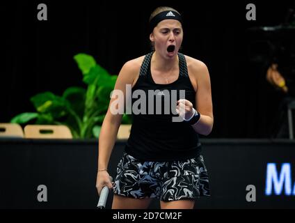 Petra Martic de Croatie en action lors de son troisième match au ...