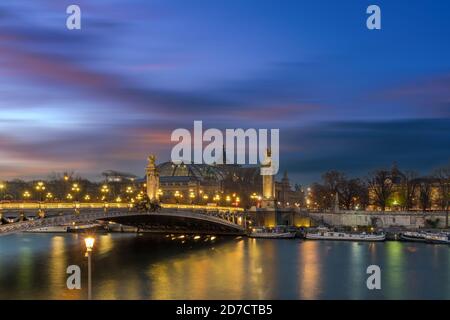 Pont de l'Alexandre III, Paris France Banque D'Images