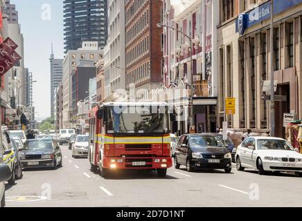 Un camion d'incendie dans le centre de Cape Town, en afrique du Sud. Banque D'Images