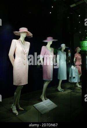 Althorp House: Diana, UNE exposition de célébration : les robes Banque D'Images