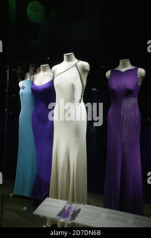 Althorp House: Diana, UNE exposition de célébration : les robes Banque D'Images