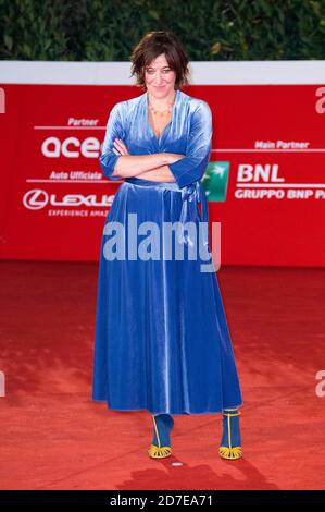 Rome, Italie. 17 octobre 2020. Valeria Bruni Tedeschi à la première du film 'Summer of 85/Eté 85' au 15ème Festival International du film de Rome/Festa del Cinema di Roma 2020 à l'Auditorium Parco della Musica. Rome, 10/17/2020 | utilisation dans le monde crédit : dpa/Alamy Live News Banque D'Images