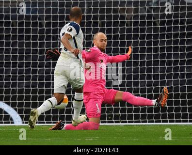 Londres, Royaume-Uni. 22 octobre 2020. Lucas Moura, de Tottenham Hotspur, a atteint le premier but 1-0 lors du match de l'Europa League au New Tottenham Stadium, Londres. Londres, Angleterre, 22 octobre 2020. Tottenham Hotspur et LASK. Europa League. Credit : Mark pain / Alamy Credit: Mark pain / Alamy Live News Banque D'Images