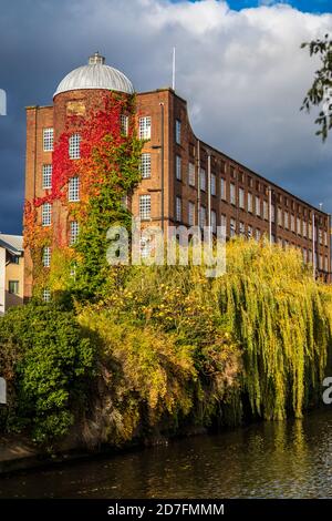 St James Mill building à Norwich - Révolution Industrielle des usines de textile, bâtiment, construit entre 1836 et 1839. Maintenant un complexe de bureaux privés. Banque D'Images