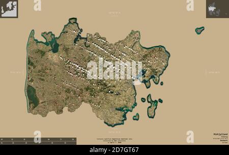 Midtjylland, région du Danemark. Imagerie satellite Sentinel-2. Forme isolée sur un arrière-plan solide avec des superpositions informatives. Contient Copernic modifié Banque D'Images