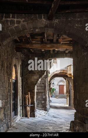 Ruelles médiévales de Viterbo, une ancienne ville du Latium. Banque D'Images