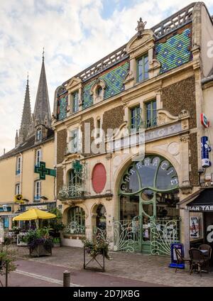 France, Calvados, Douvres la Delivrande, pharmacie Lesage dans le style Art Nouveau // France, Calvados (14), Douvres-la-Délivrande, pharmacie Lesage de sty Banque D'Images