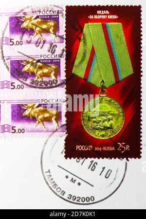 MOSCOU, RUSSIE - 11 MARS 2020: Timbre-poste imprimé en Russie avec timbre de Tambov montre la Médaille 'pour la défense de Kiev', prix d'Etat de la Russi Banque D'Images