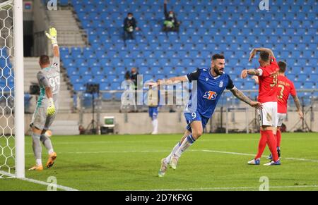 Stade de Poznan, Poznan, Pologne. 22 octobre 2020. Europa League football, Lech Poznan versus Benfica; Mikael Ishak (Lech), a obtenu Lech Poznan et se tourne dans la célébration crédit: Action plus Sports/Alay Live News Banque D'Images