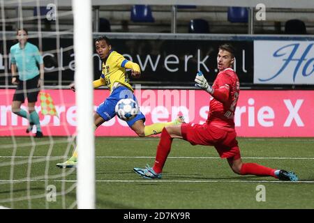 LEEUWARDEN, pays-Bas. Football, Keuken Kampioen Dutch Divisie, SC Cambuur - Roda JC, Cambuur Stadium, saison 2020/2021, SC, joueur de Cambuur Jarchinio Antonia, a obtenu le 3-0 crédit: Pro Shots/Alamy Live News 2020 Banque D'Images