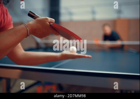 Tennis de table, ping-pong pour hommes et femmes Banque D'Images