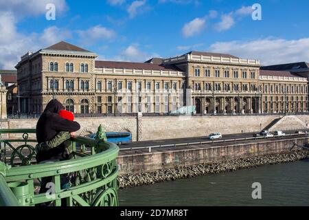 Le pont Liberty est un pont de Budapest qui traverse le Danube reliant Buda et Pest. Banque D'Images