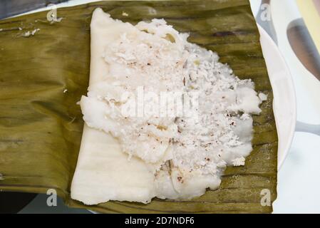 en-cas ada Kerala, en-cas au feu pour le festival Onam. En-cas traditionnels du Kerala faits maison. Banque D'Images